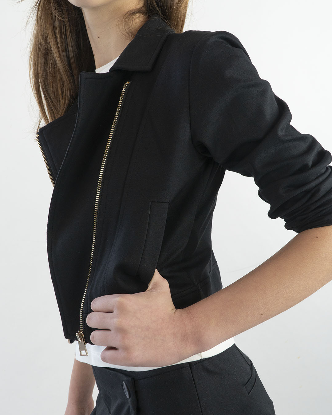 Giacchina elasticizzata con zip e colletto I DO