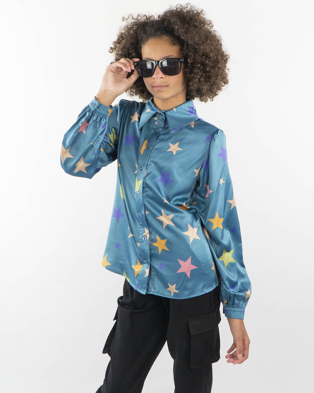 Camicia con stampa a stelle colorate