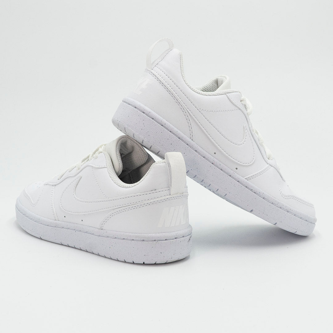 Scarpe tutte bianche con lacci NIKE