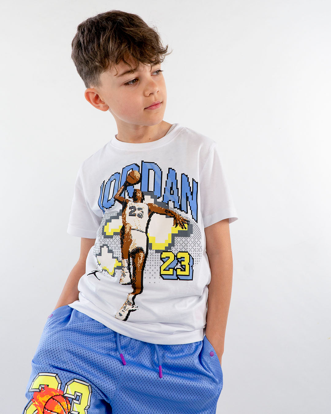 T-shirt con stampa in pixel art JORDAN