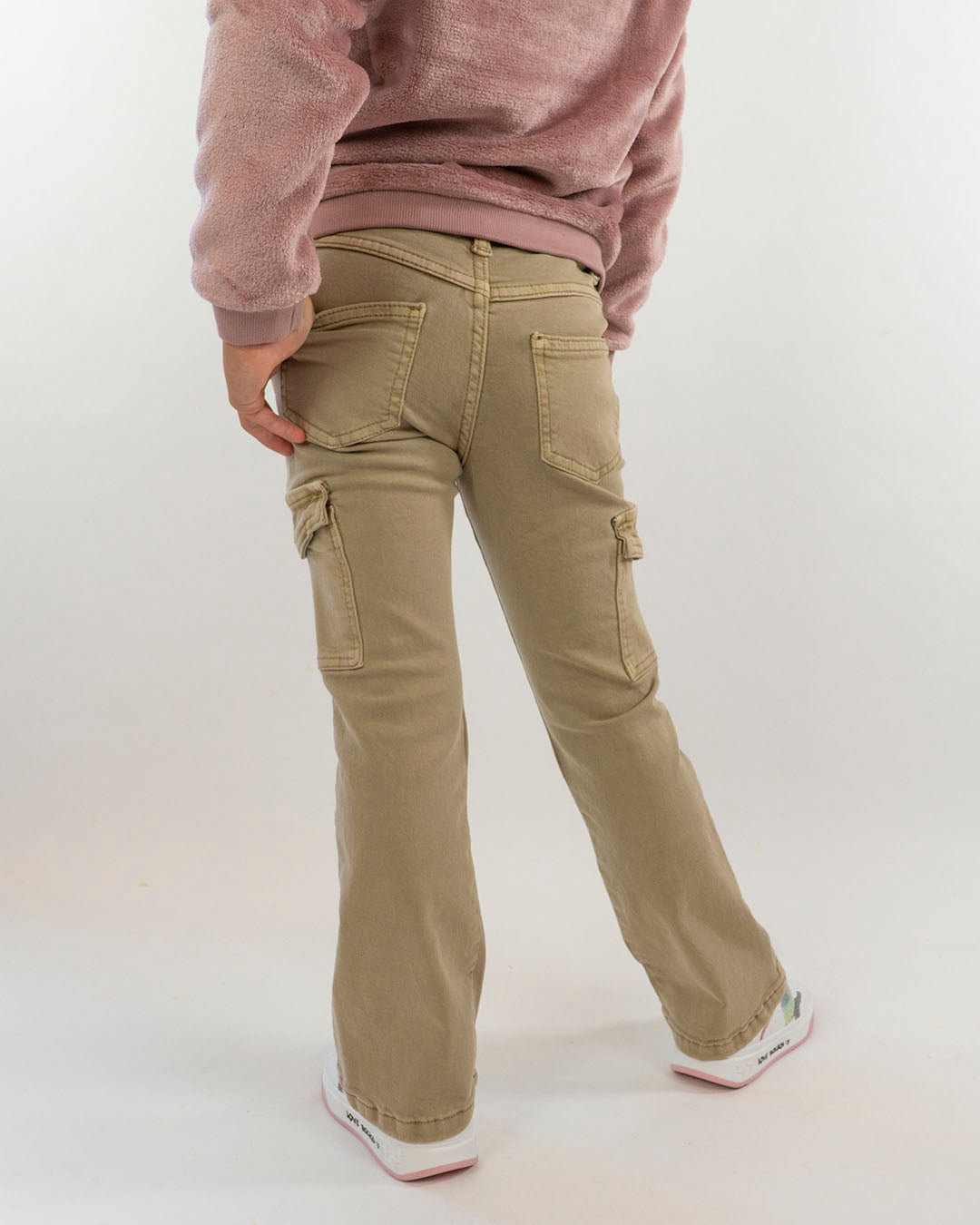 Pantaloni cargo a zampa MAYORAL