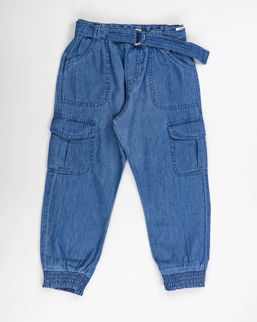 Jeans cargo con cinturina