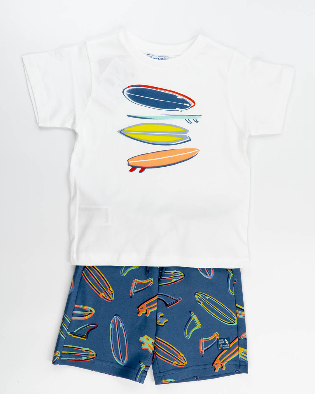 Completo con bermuda con tavole da surf MAYORAL