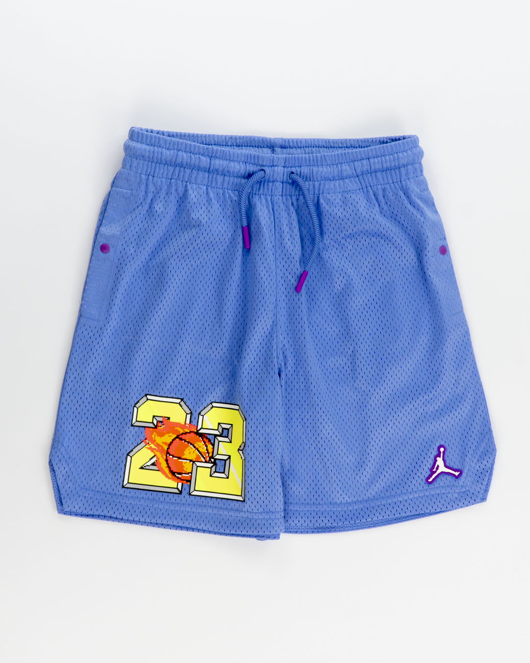Pantaloncini tipo basket con logo infuocato JORDAN