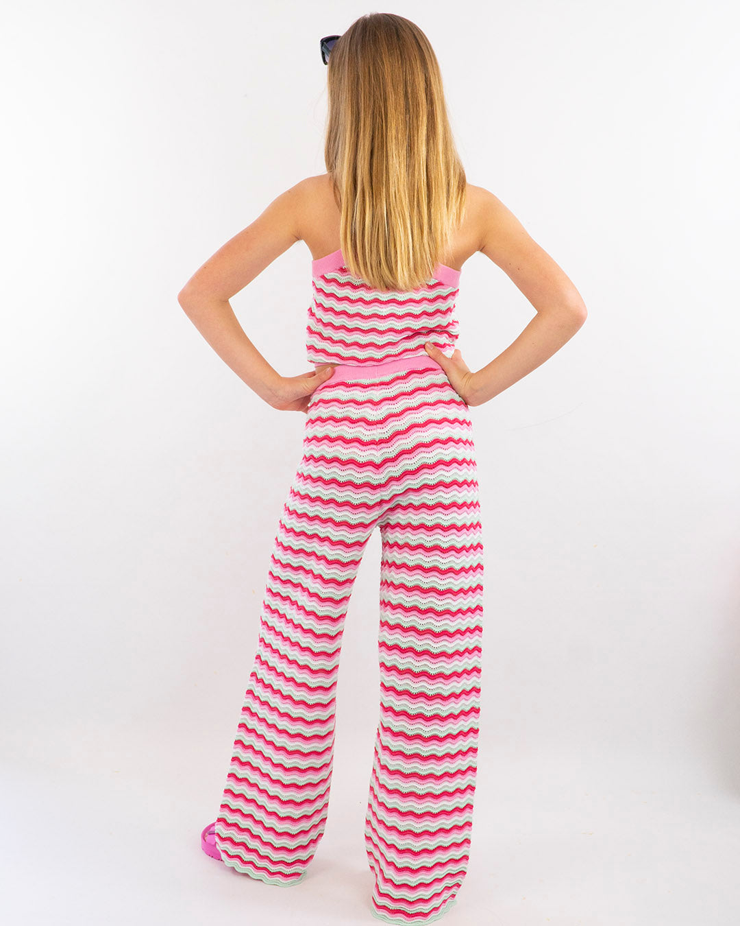 Pantaloni crochet larghi ad ondine colorate GUESS