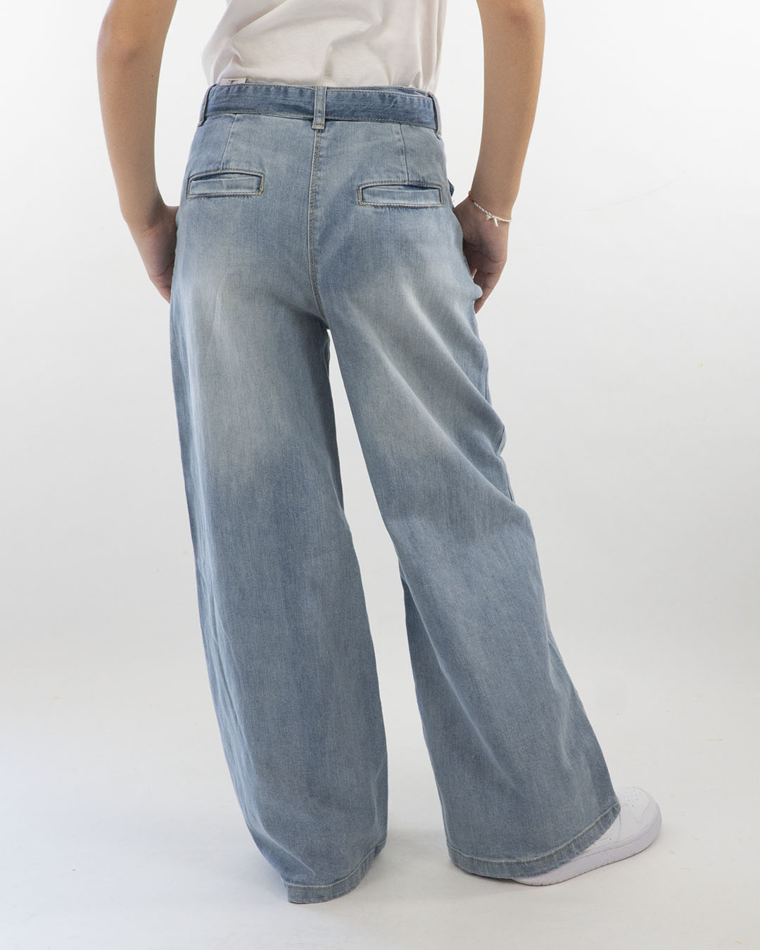 Jeans largo con pinces e cintura I DO