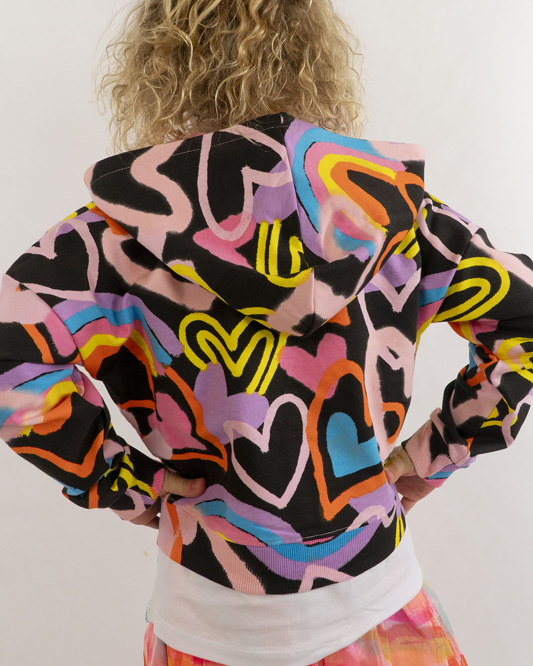 Felpa in cotone con cuori multicolor TUC TUC