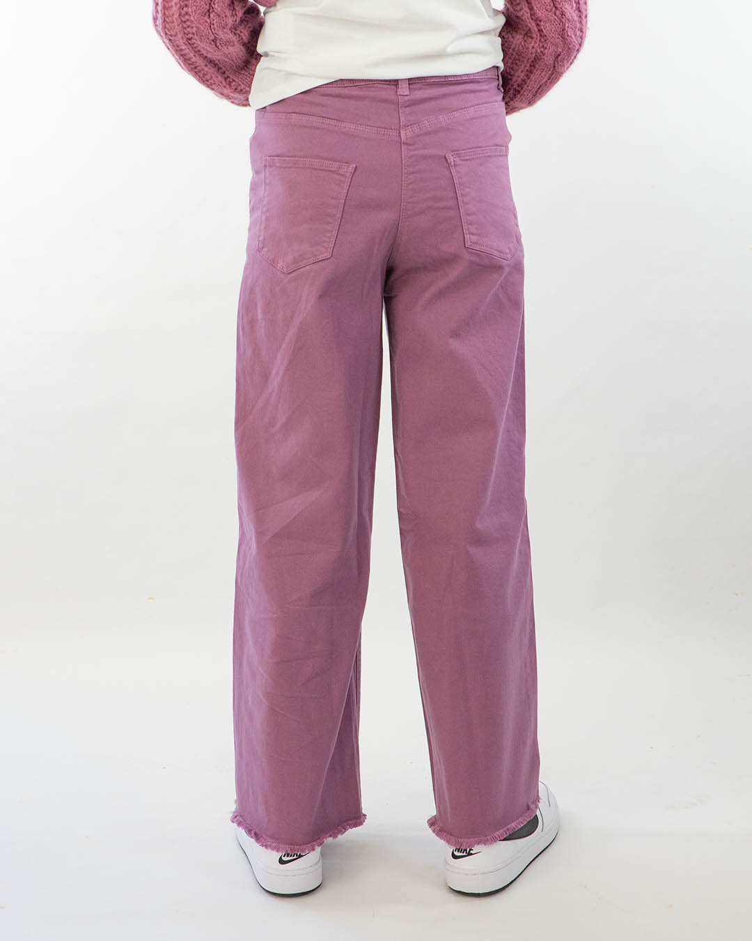 Pantalone sfrangiati