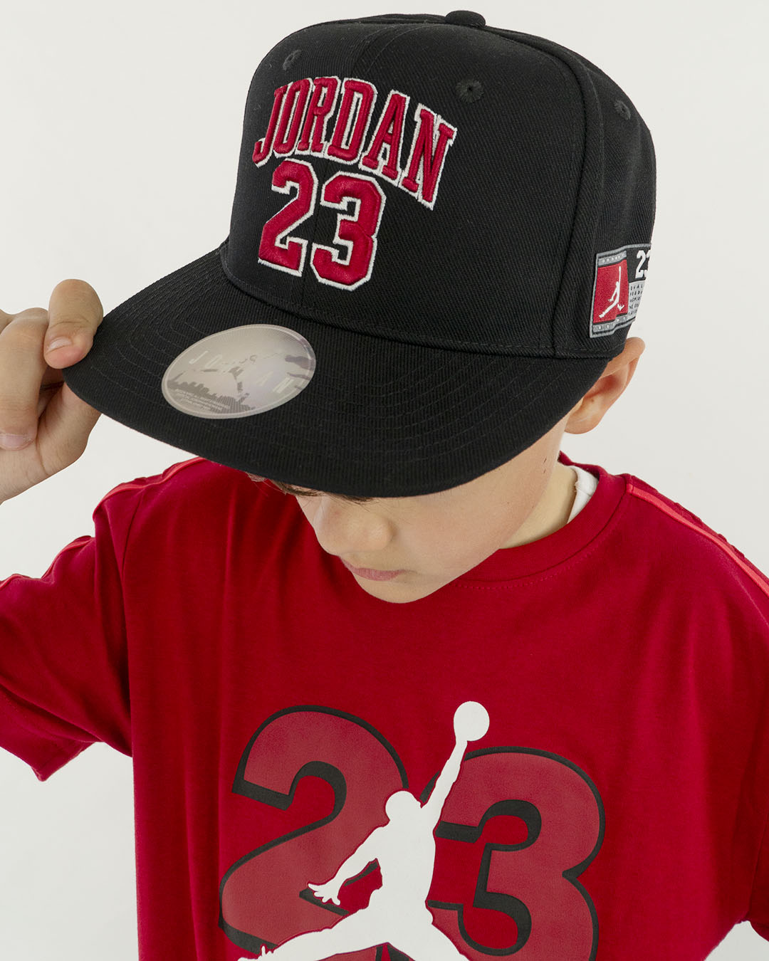 Cappello con visiera e con numero JORDAN