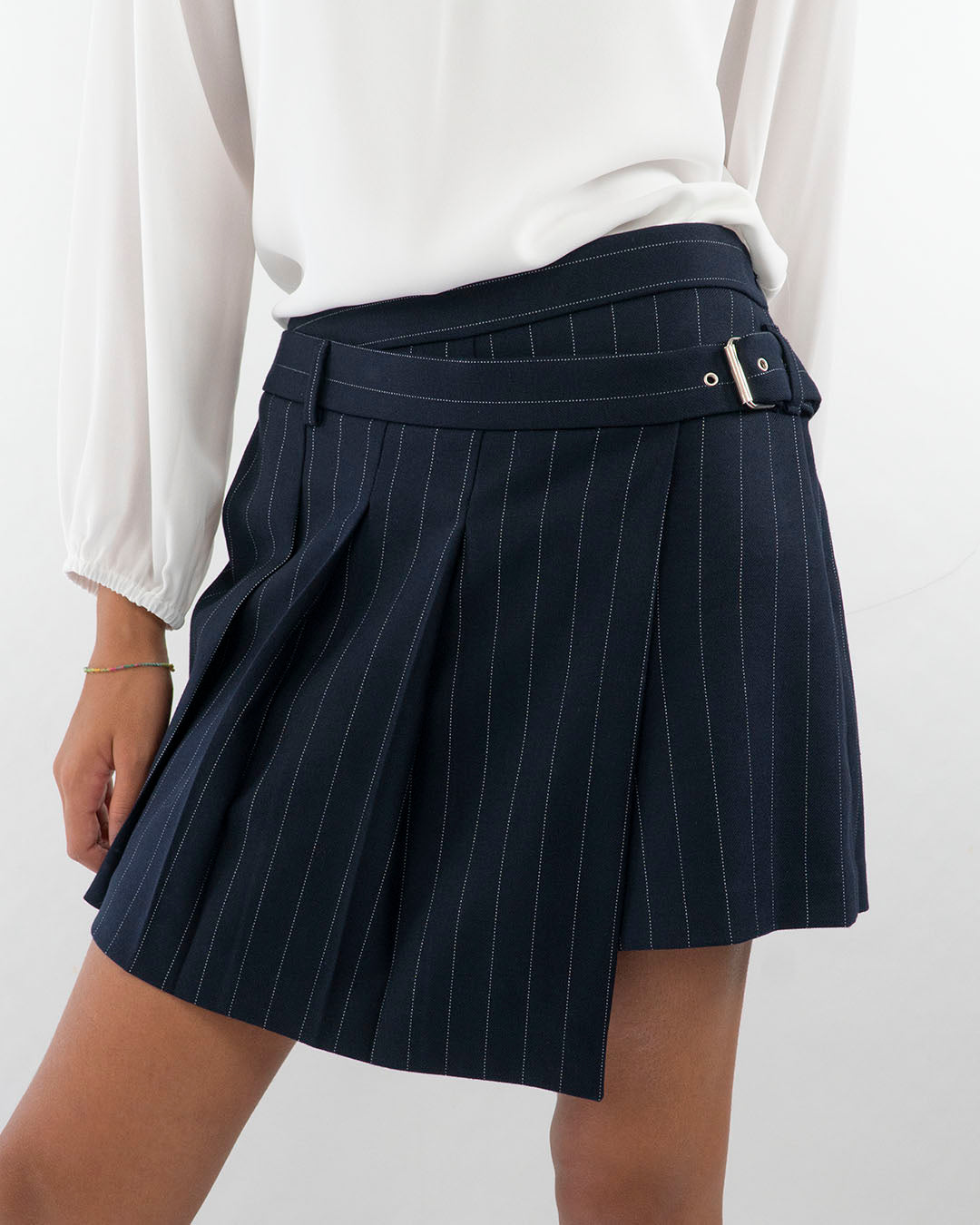 Short gessato con finta gonna a pieghe KOCCA