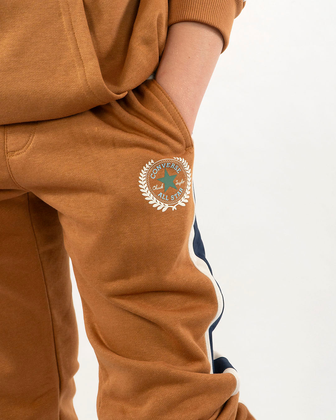 Pantalone con banda laterale CONVERSE