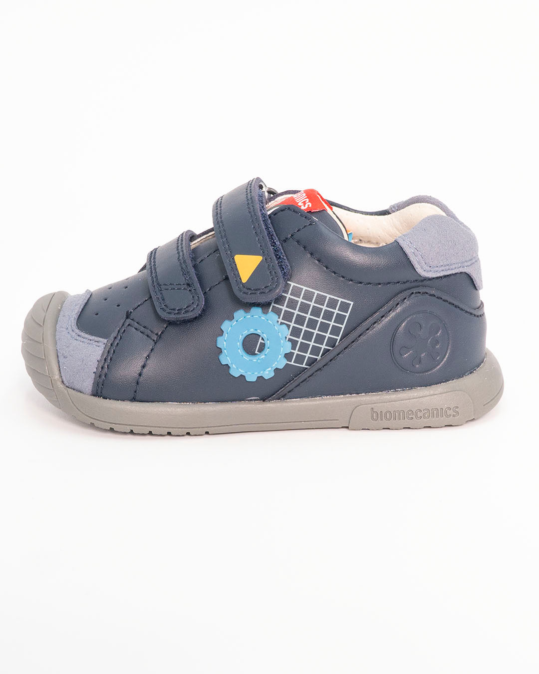 Scarpe in pelle con applicazione BIOMECANICS