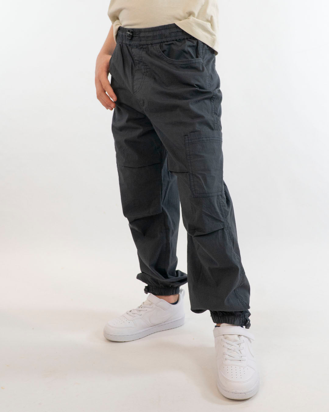 Pantalone cargo parachute MAYORAL