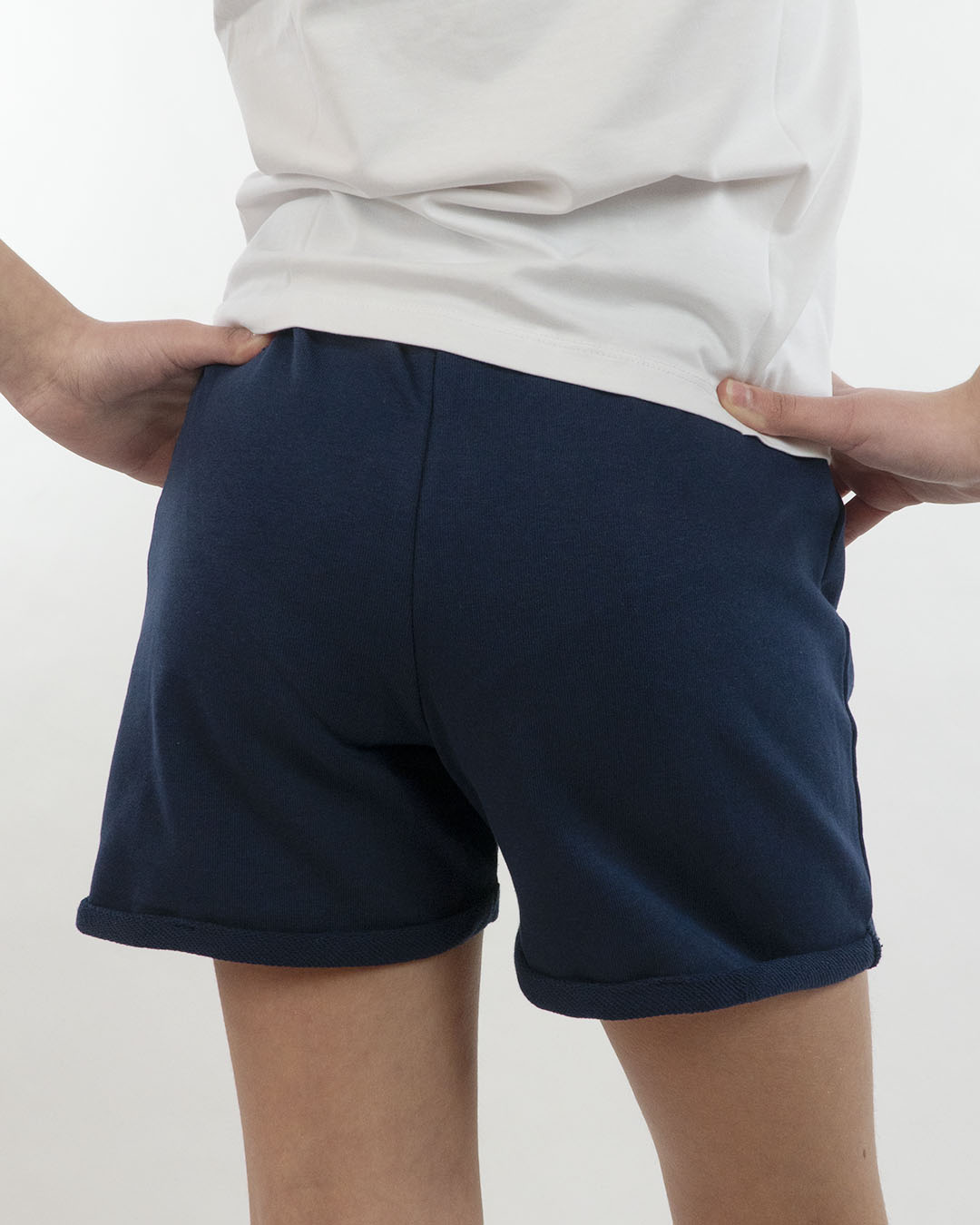 Shorts in cotone con logo ricamato GUESS