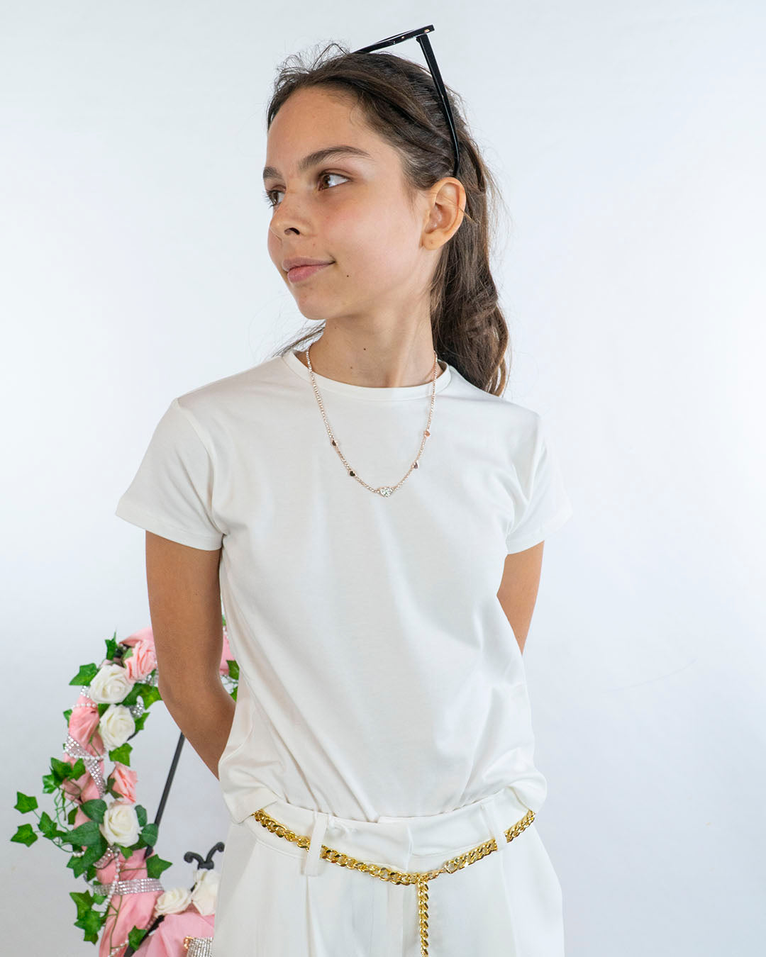 T-shirt elasticizzata basica con collana I DO