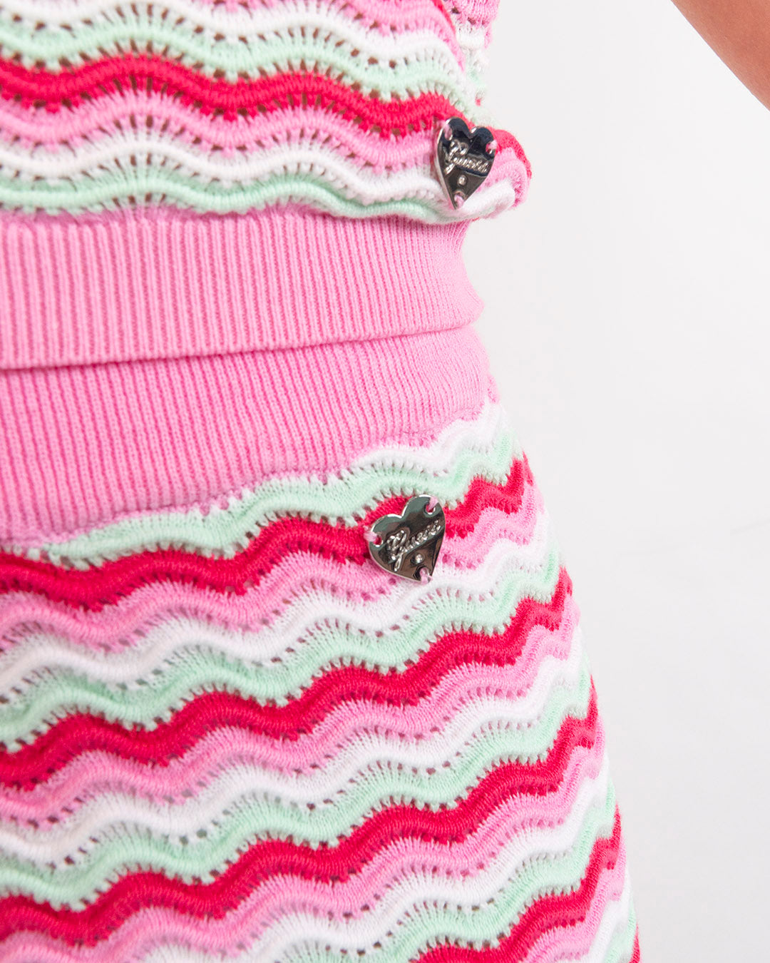 Pantaloni crochet larghi ad ondine colorate GUESS