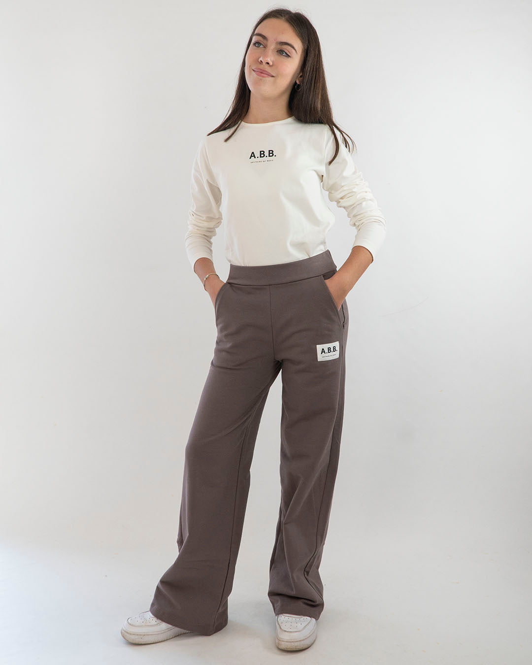 Pantaloni felpati a gamba larga con tasche I DO