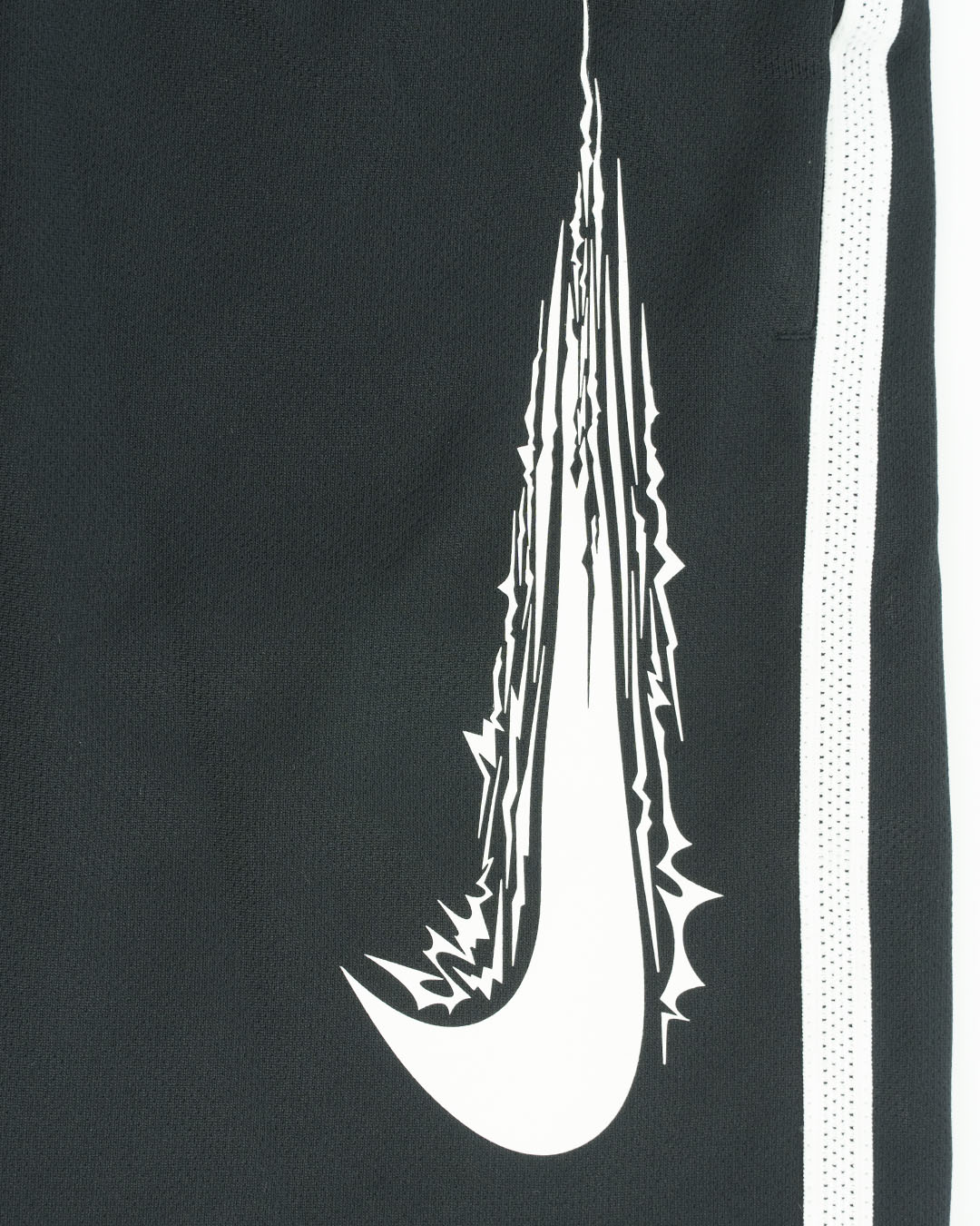 Pantaloncini con banda laterale NIKE