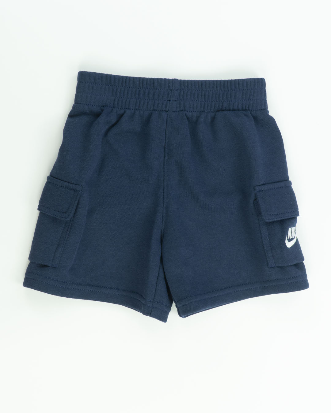 Completo 2 pz. con pantaloncino cargo NIKE