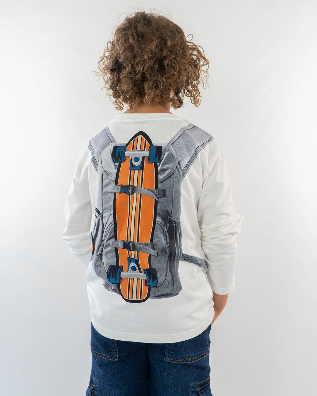 T-shirt manica lunga con stampa zaino MAYORAL