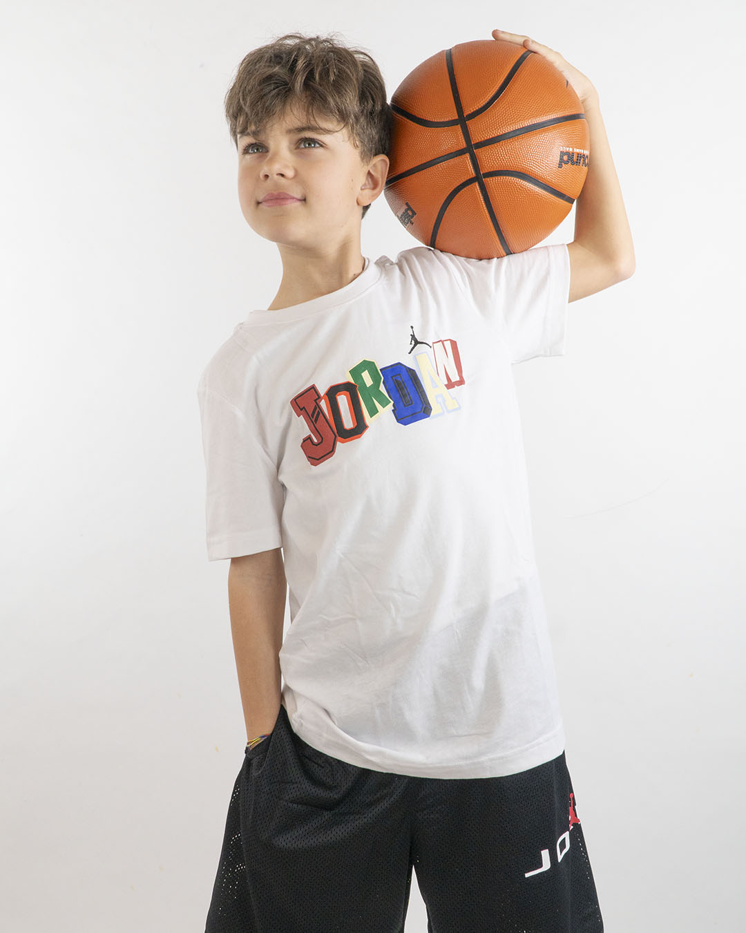 T-shirt manica corta con lettere colorate JORDAN