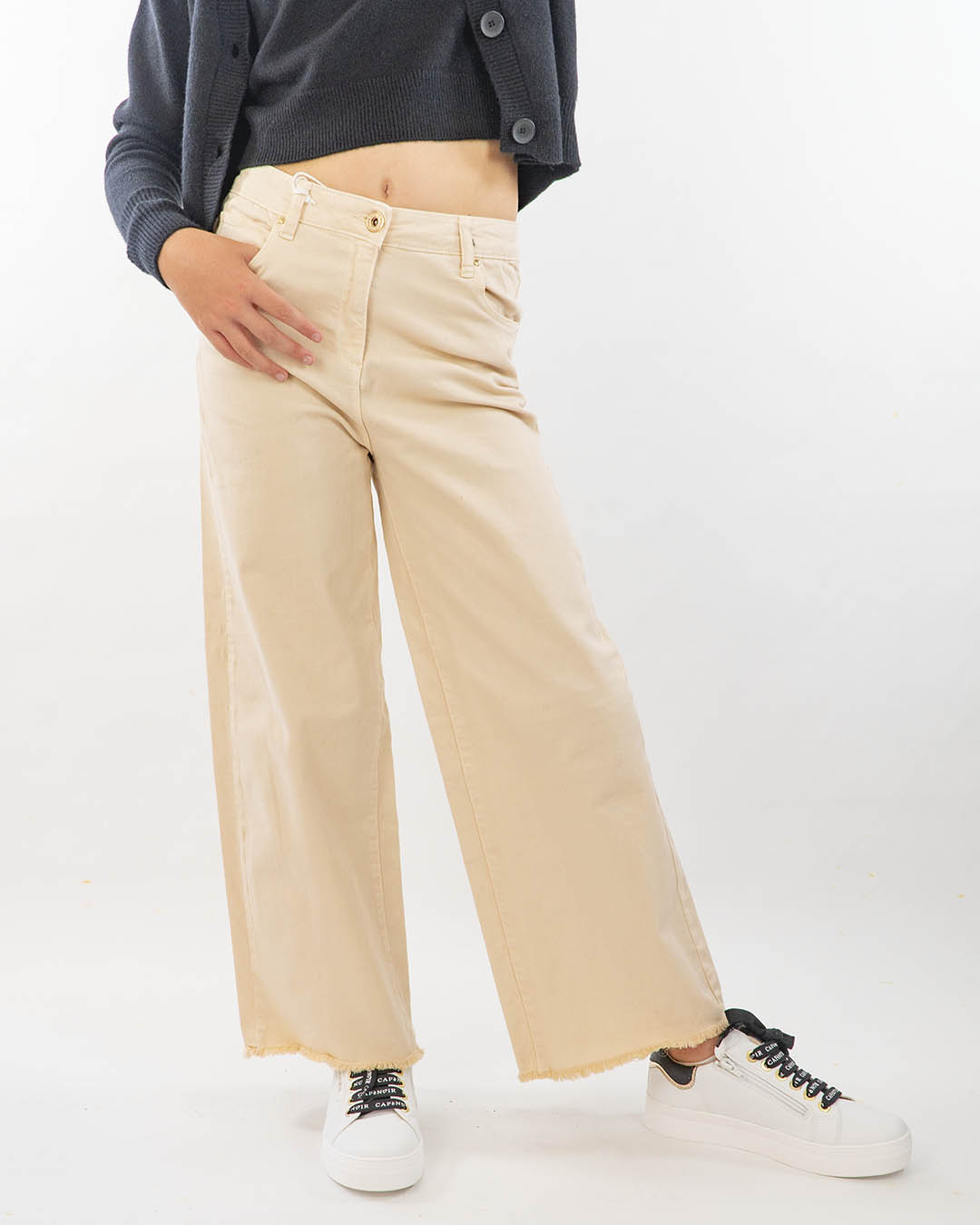 Pantalone sfrangiati