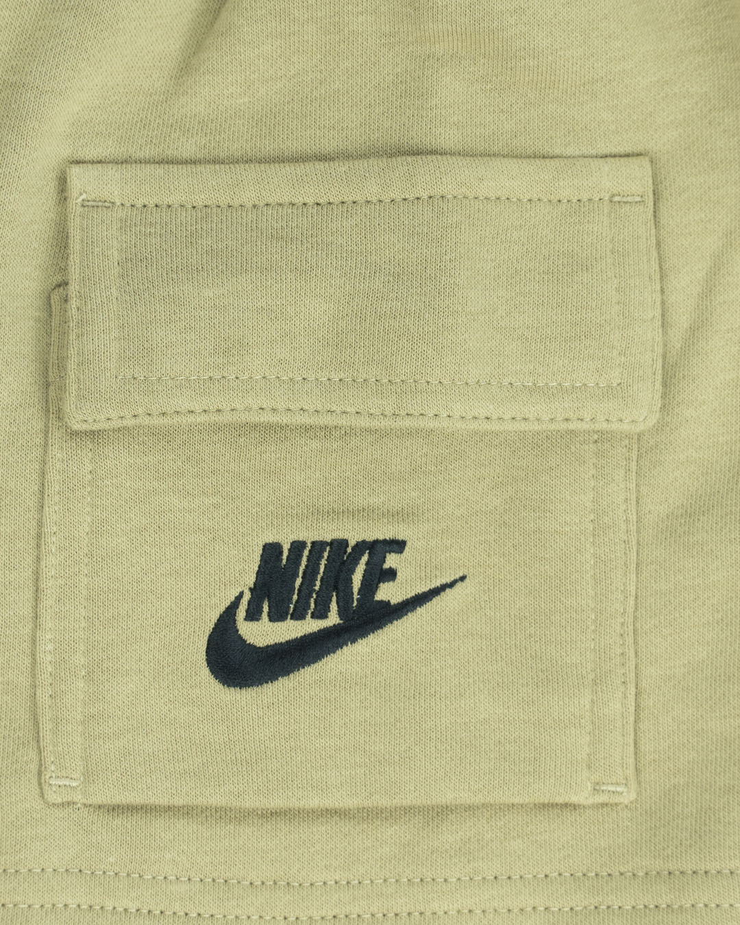 Completo 2 pezzi con pantalone cargo NIKE