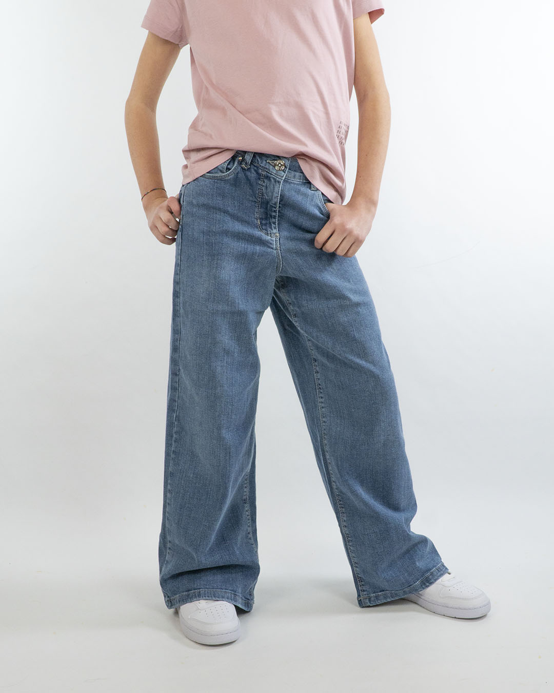 Jeans elasticizzati con taglio a palazzo I DO