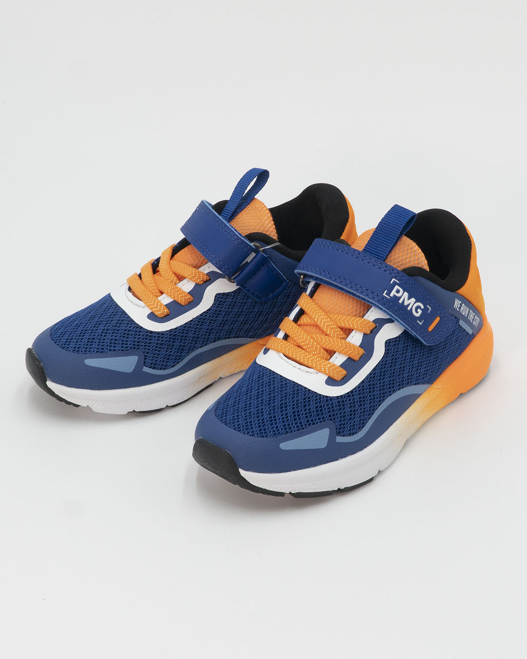 Scarpe leggere bicolor con strappo PRIMIGI