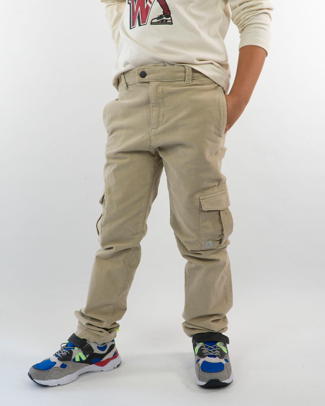 Pantaloni cargo in velluto rigato MAYORAL