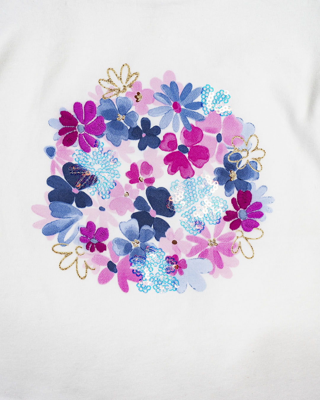 Completo con t-shirt e gonna in tulle