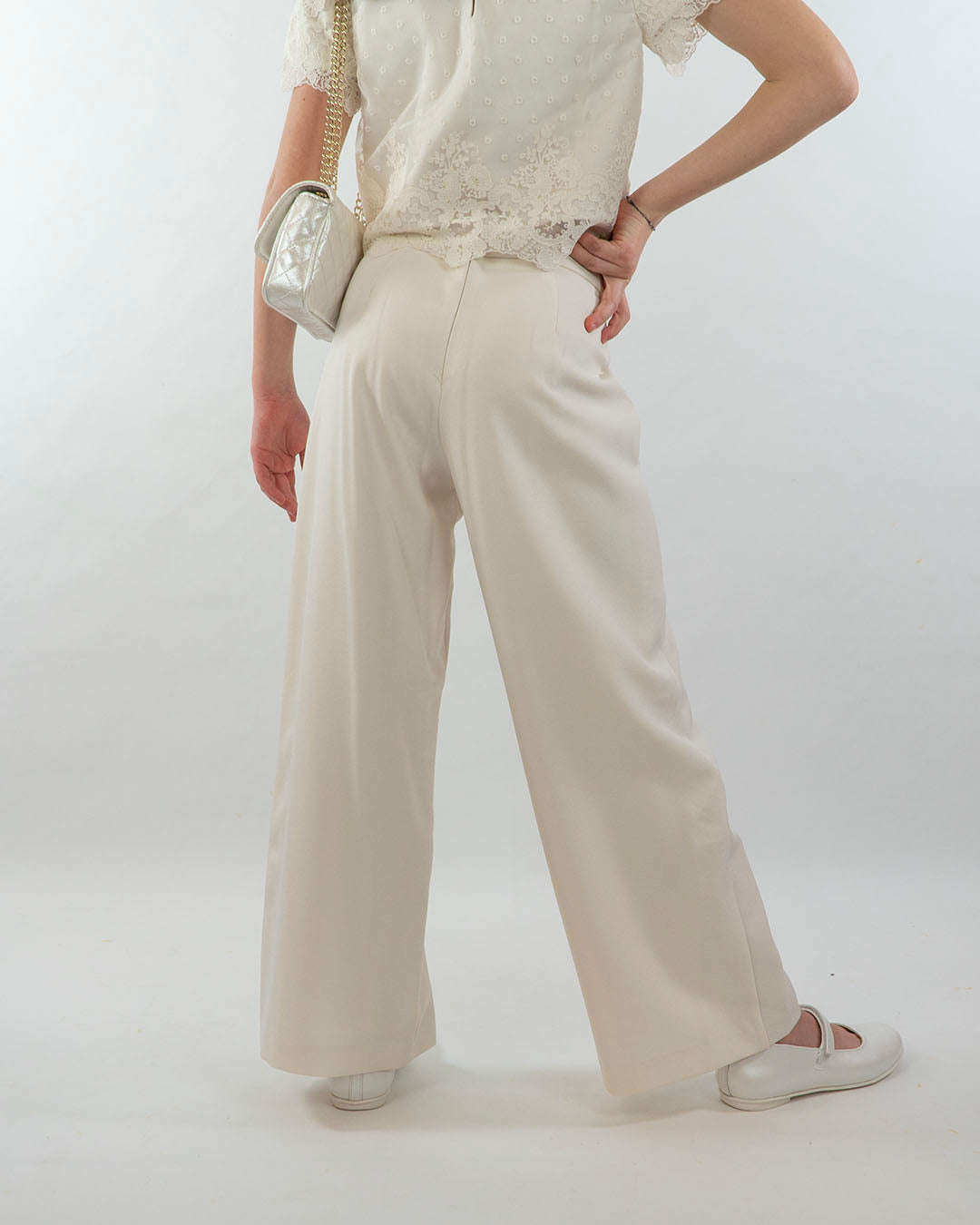 Completo con top in pizzo ABEL & LULA