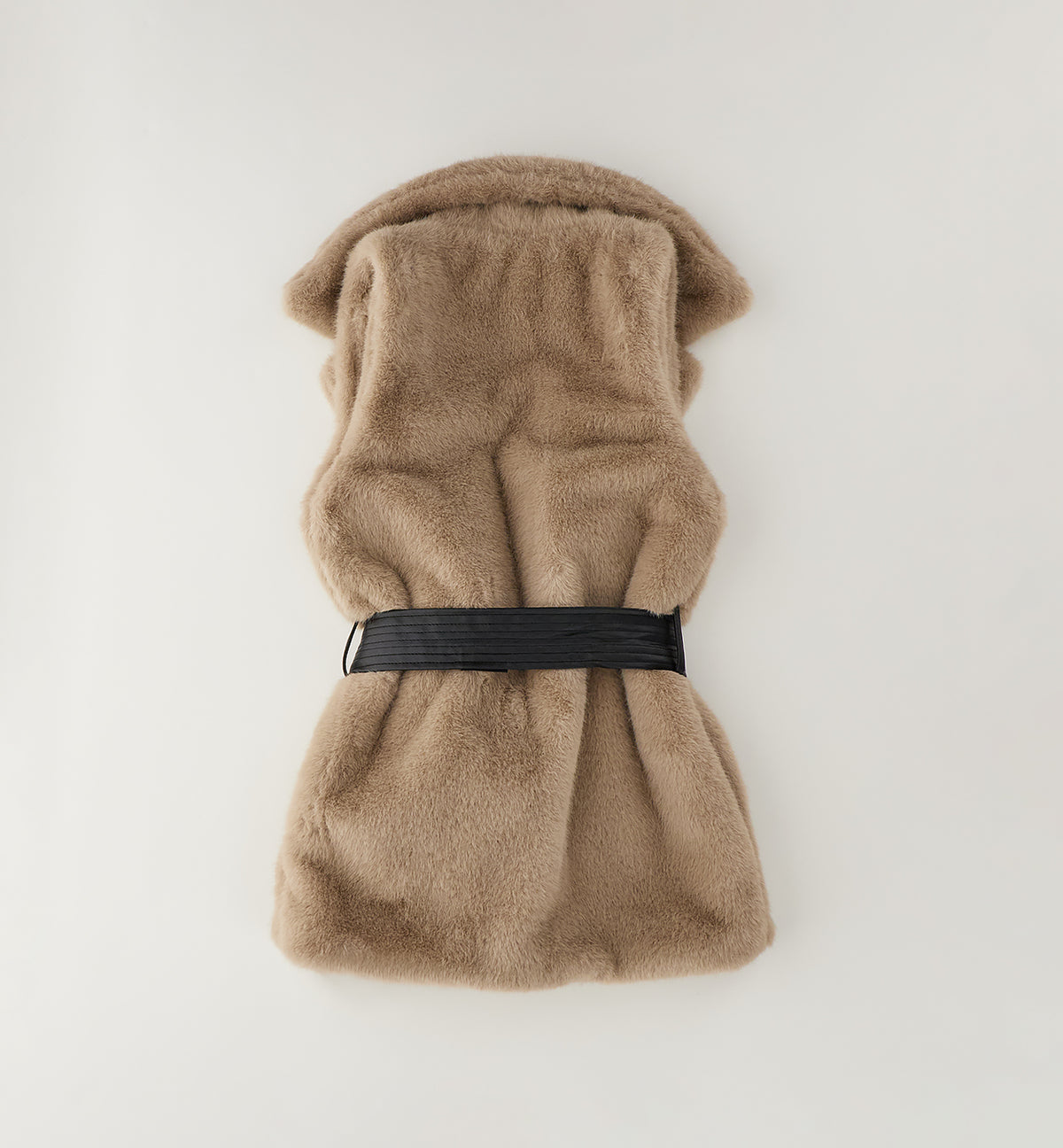 Gilet in pelo con cintura art.4.H832-0941 I DO