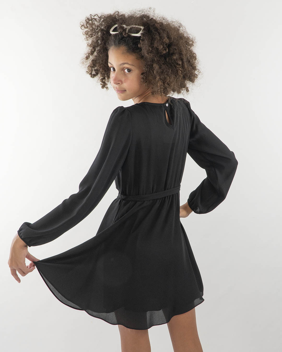 Abito scollo a V con cinturina