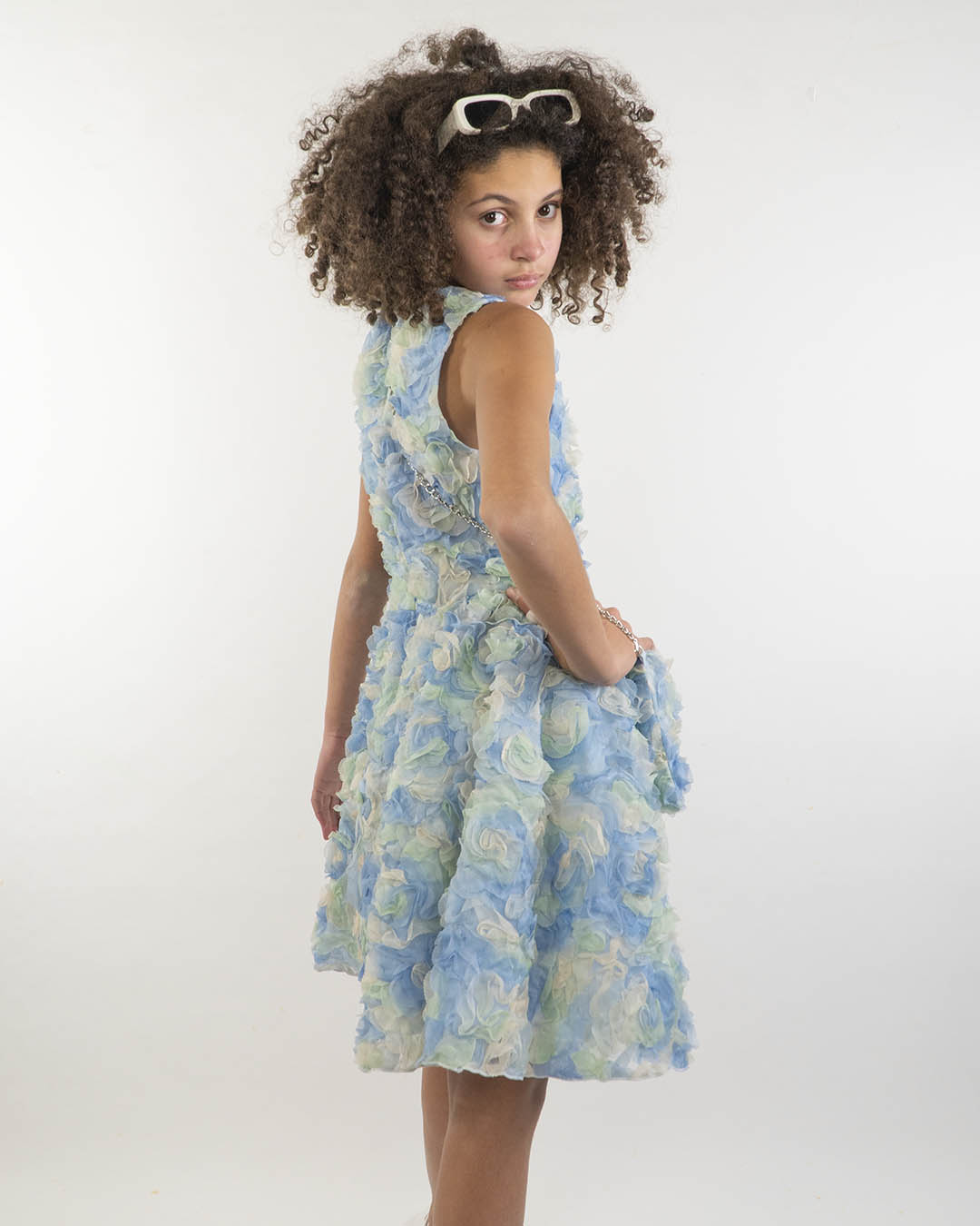 Abito con tulle lavorato a roselline KOCCA