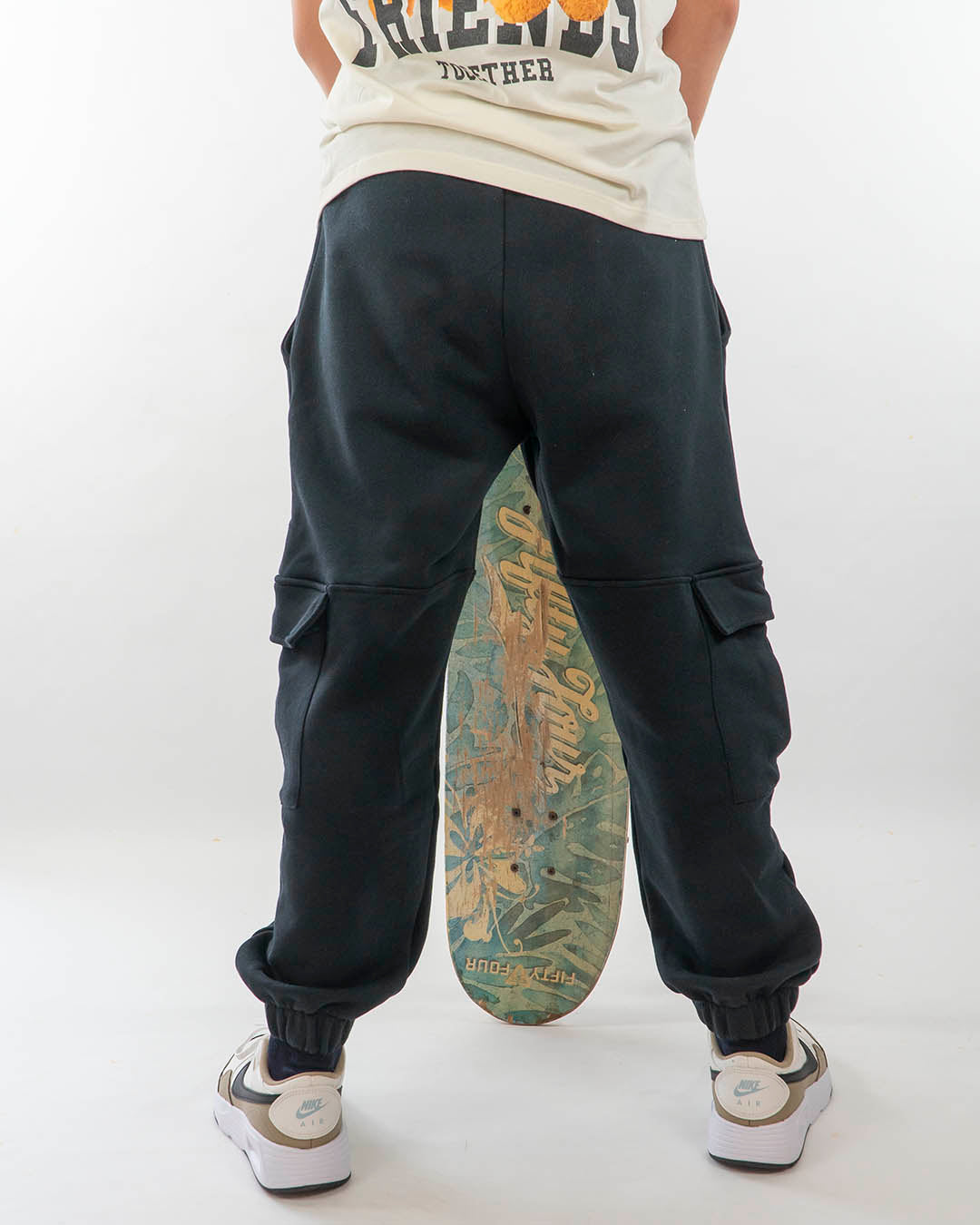 Pantalone cargo in felpa con stampa glitter