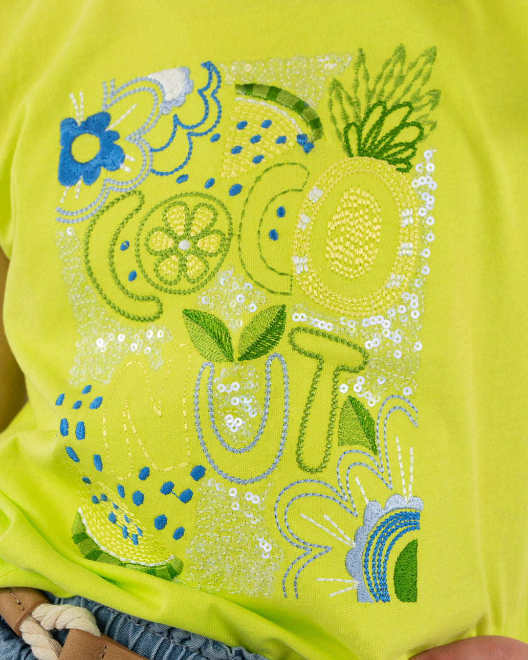 T-Shirt smanicata applicazioni coconut