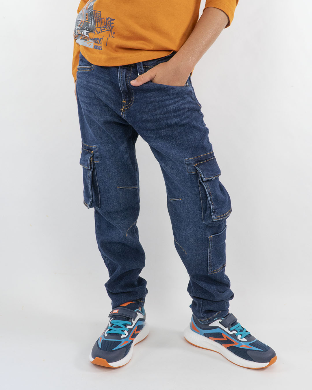 Jeans cargo in denim elasticizzato MAYORAL
