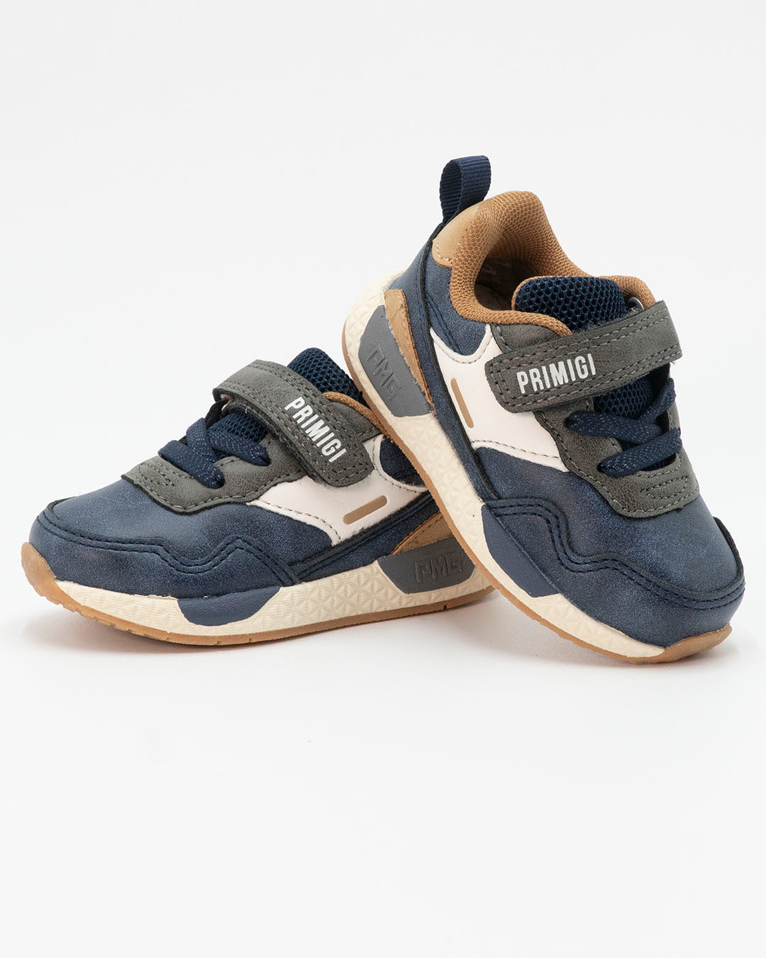 Scarpe con inserti bicolor e strappo PRIMIGI