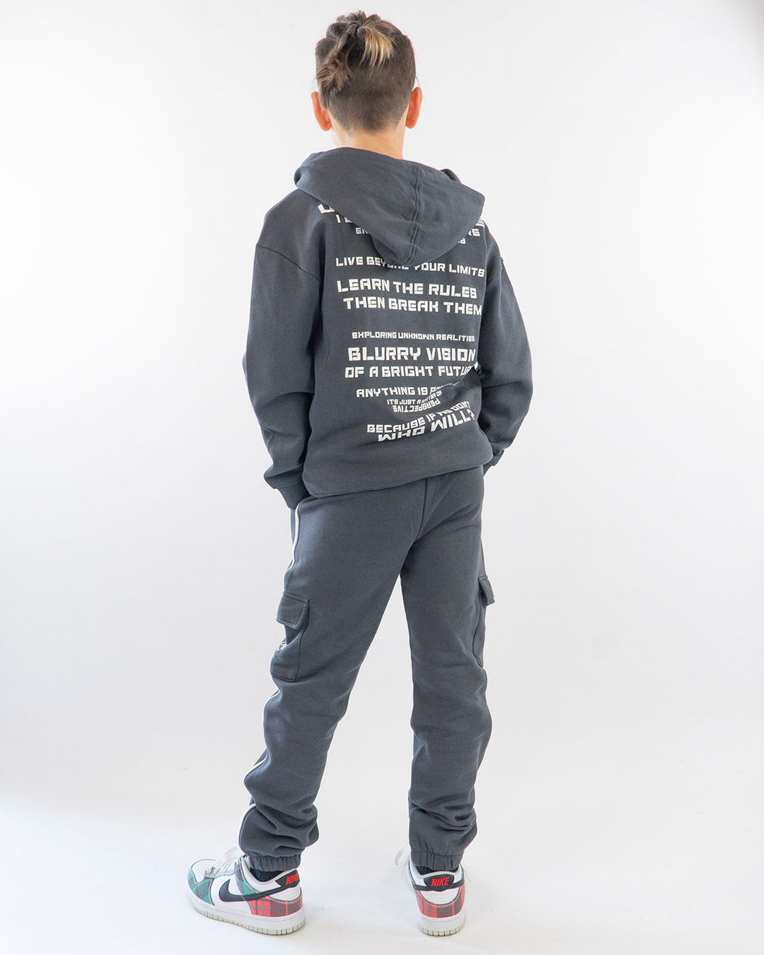 Tuta felpata bicolor con pantaloni cargo I DO