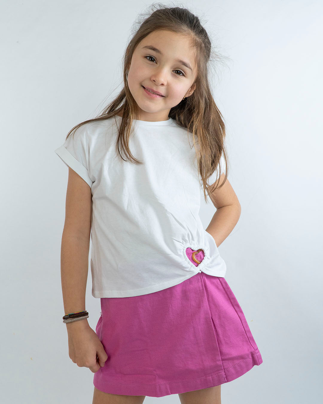 T-shirt con foro a cuore sul fianco MAYORAL