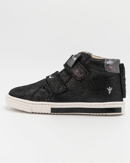 Scarpe in pelle glitterata con strappi