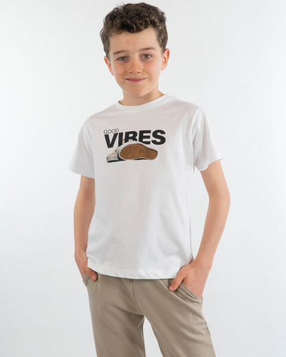 T-shirt Good vibes con scarpe MAYORAL