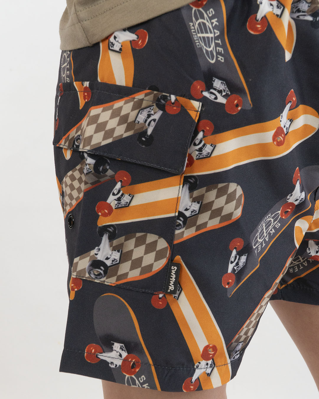 Costume a bermuda con skateboard MAYORAL