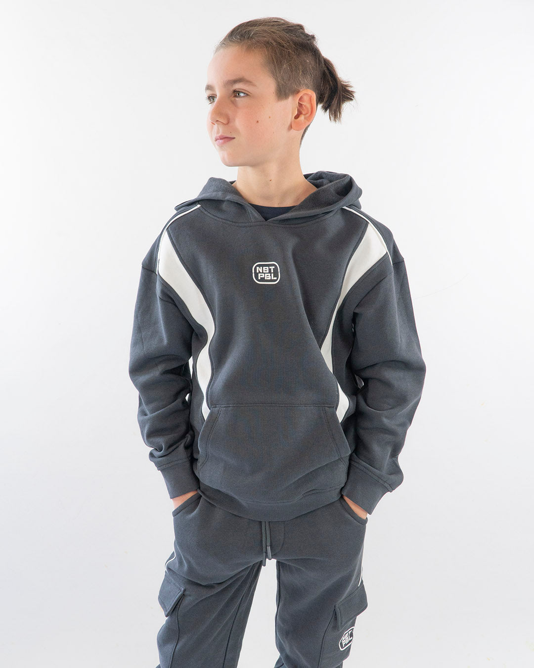 Tuta felpata bicolor con pantaloni cargo I DO