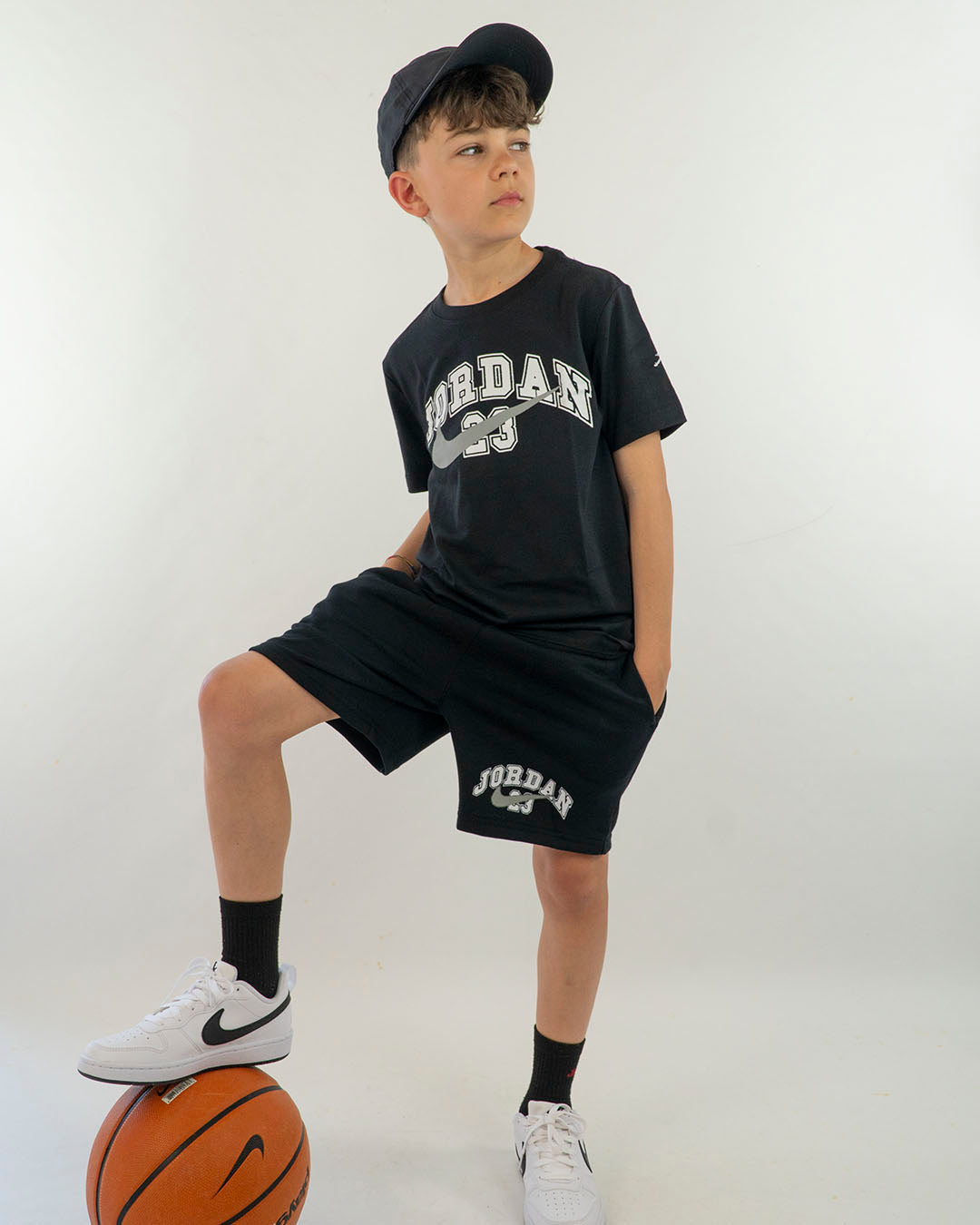 T-shirt con numero e logo Nike JORDAN