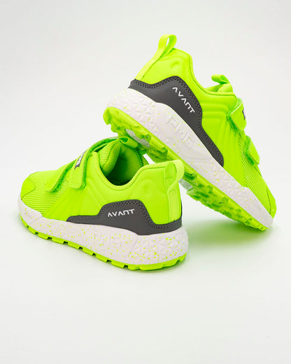 Scarpe runner fluo con strappi