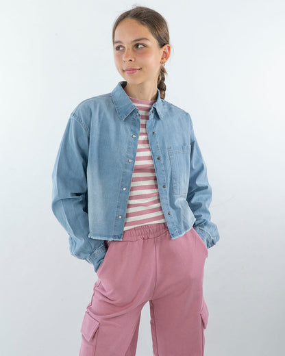Camicia in jeans sfrangiato corta e larga I DO