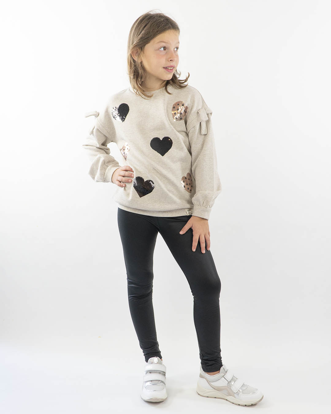 Completo 2 pezzi con pantalone effetto ecopelle