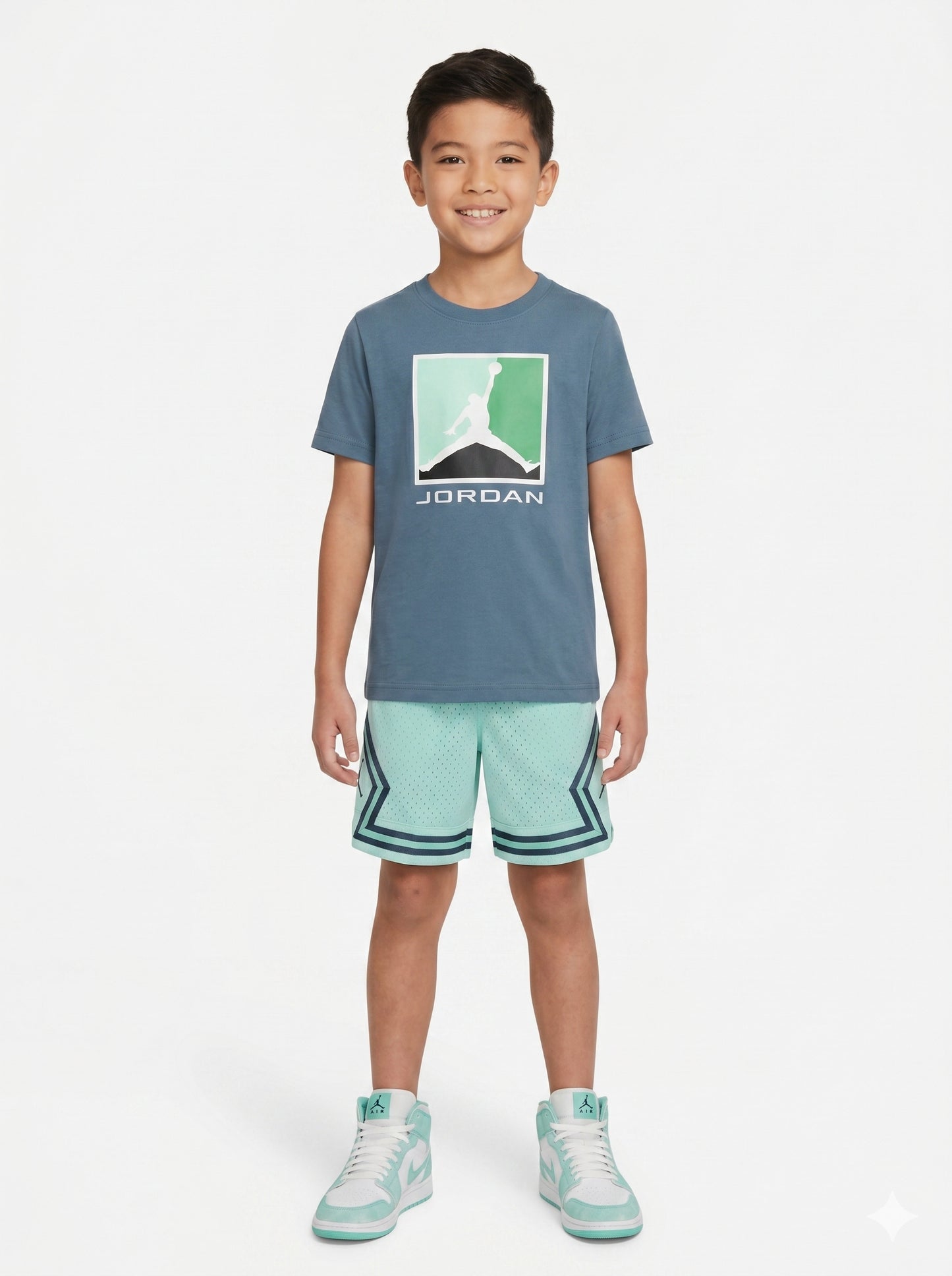 T-shirt con logo quadrato art.95F057-EA0 JORDAN